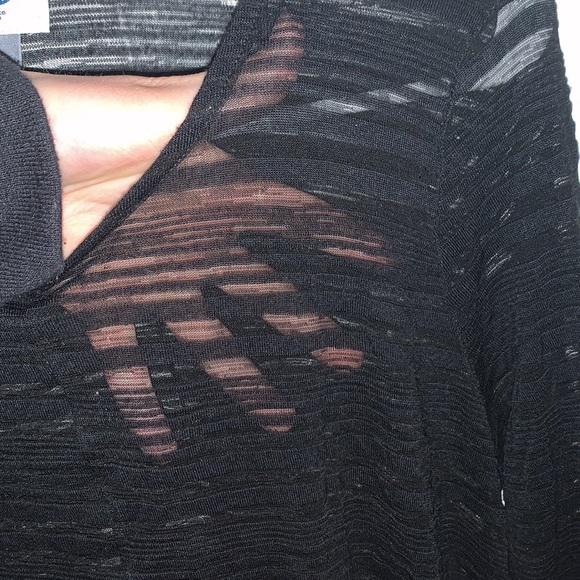 Flowy top - Picture 2 of 4